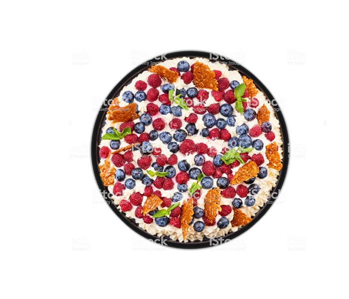 Pizza chocolate branco e frutas vermelhas